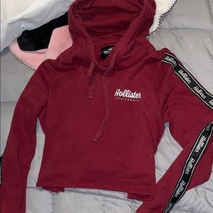 Hollister sweater